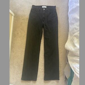Abercrombie & Fitch '90s Relaxed Black High Rise Jean — S 26
